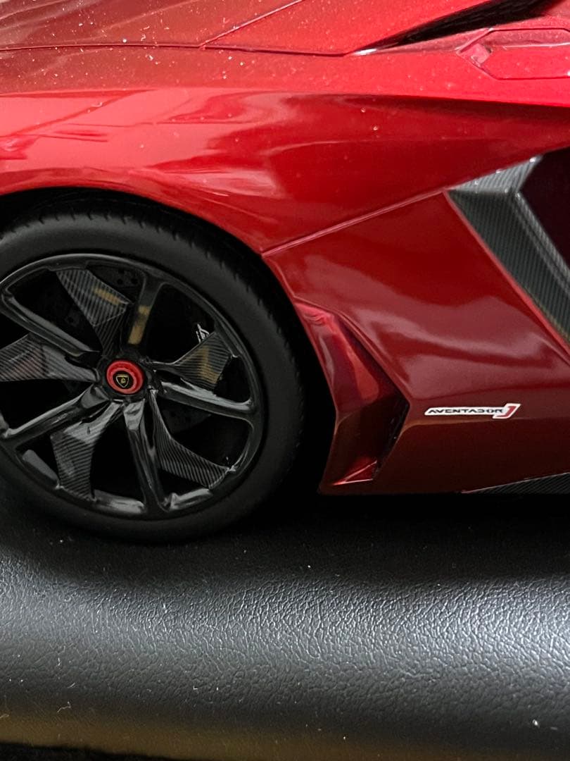 ランボルギーニ アヴェンタドール J 1/18 コレクションモデルMR 訳あり