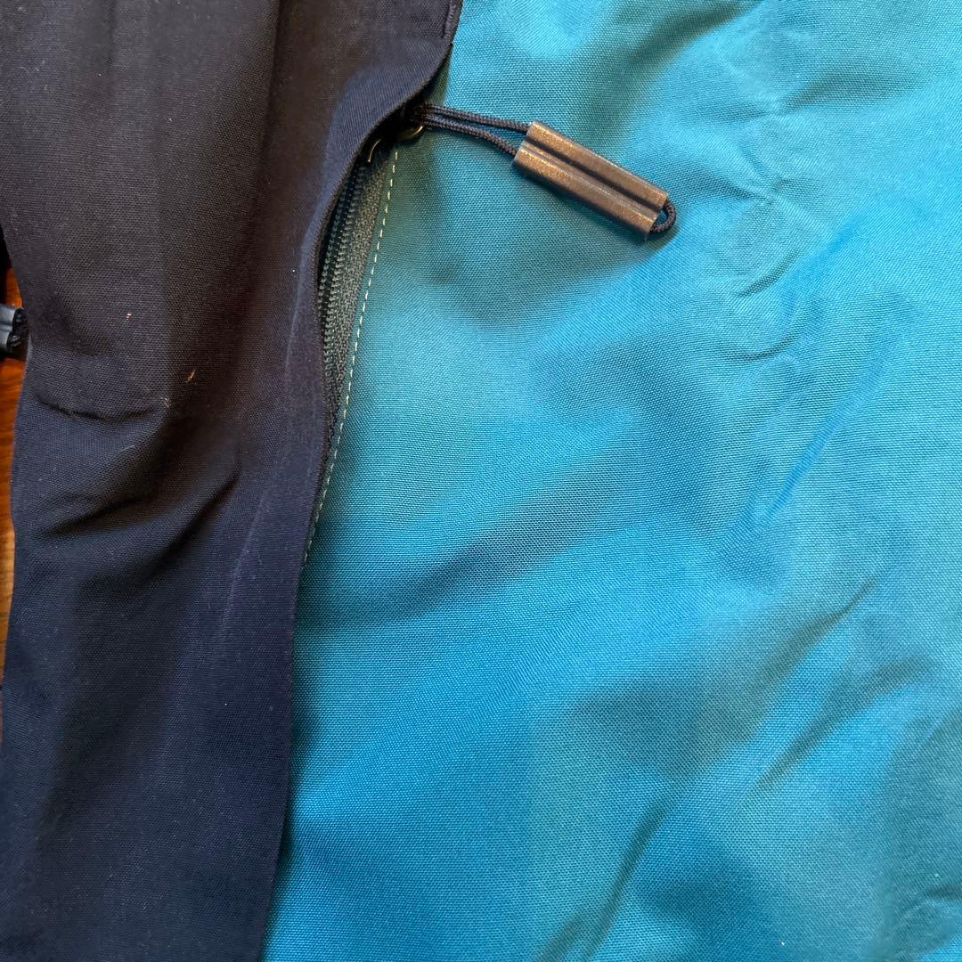 美品　ゴアテックス　ゴールドウィン　スキーウェア上下