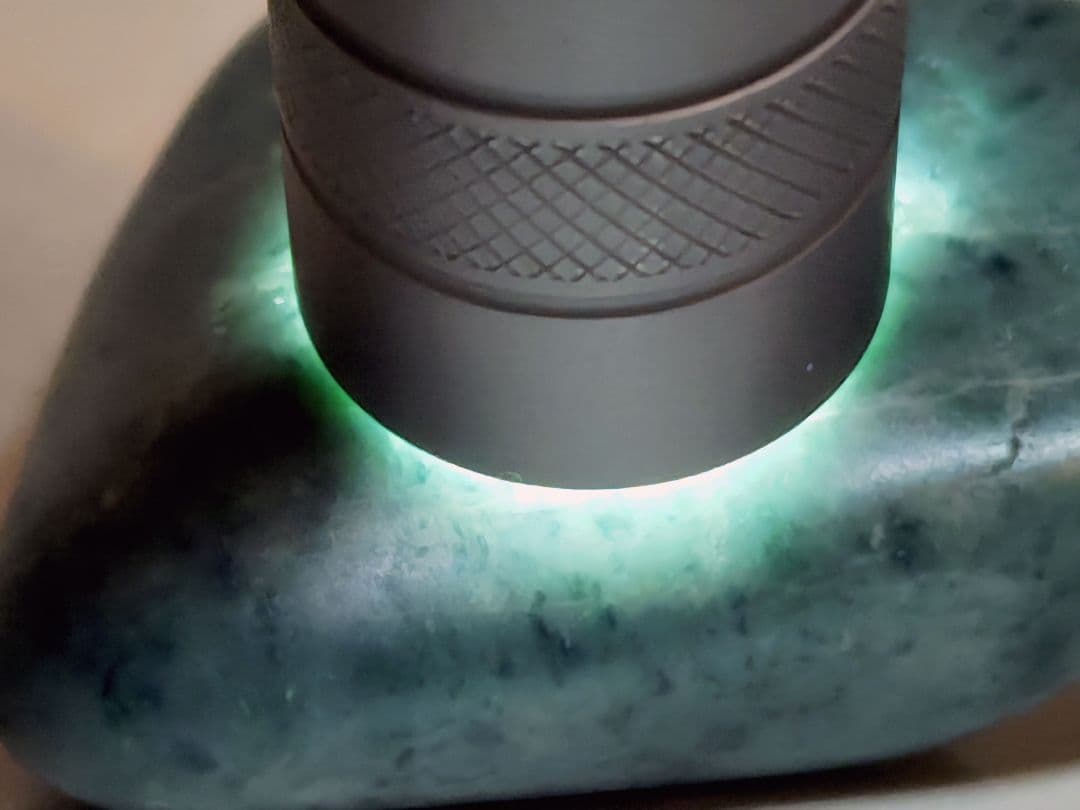 濃青 68g 翡翠 ヒスイ 原石 鑑賞石 自然石 誕生石 鉱物 鉱石 水石