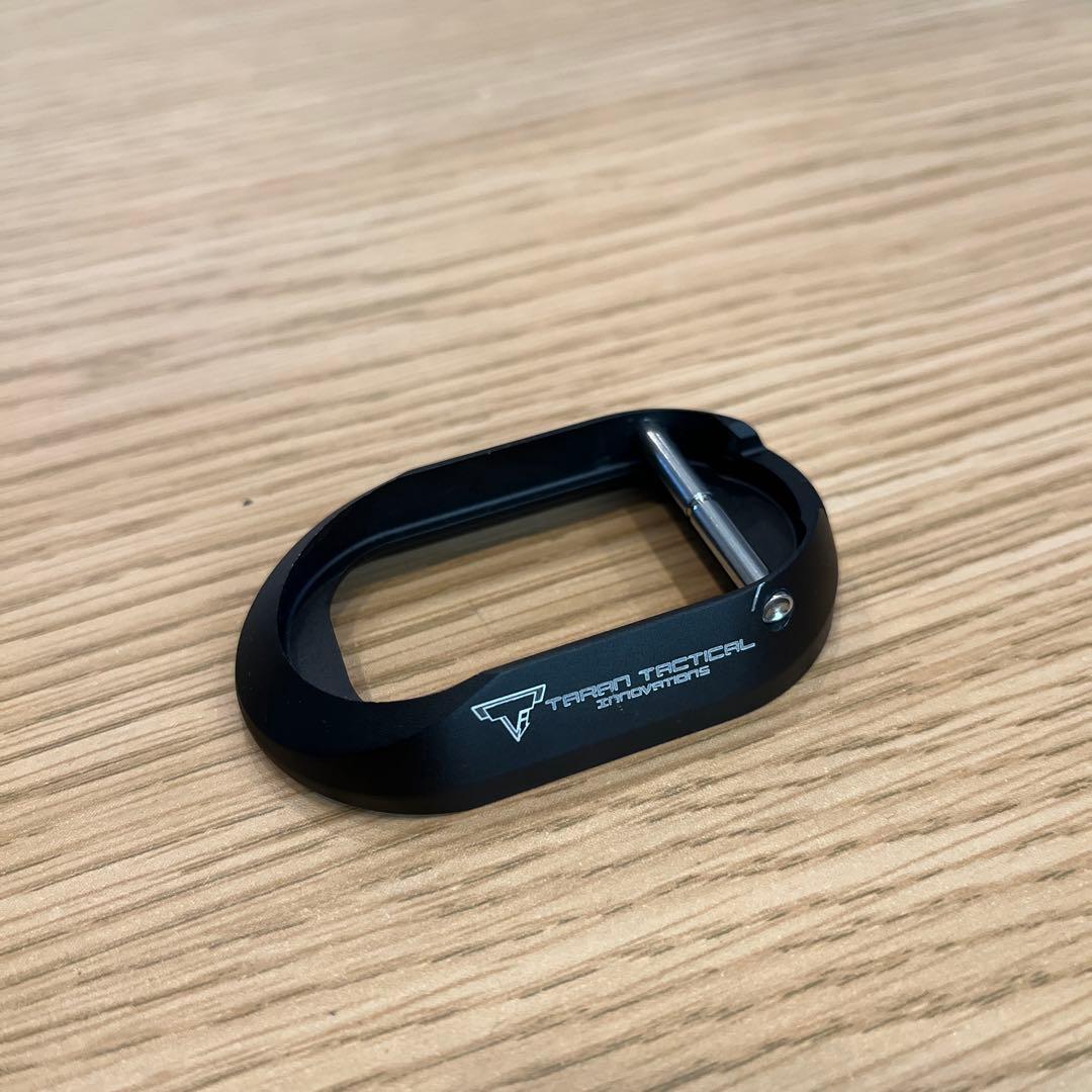 東京マルイHi-Capa 5.1 Gold Match マガジン、マグウェル付き