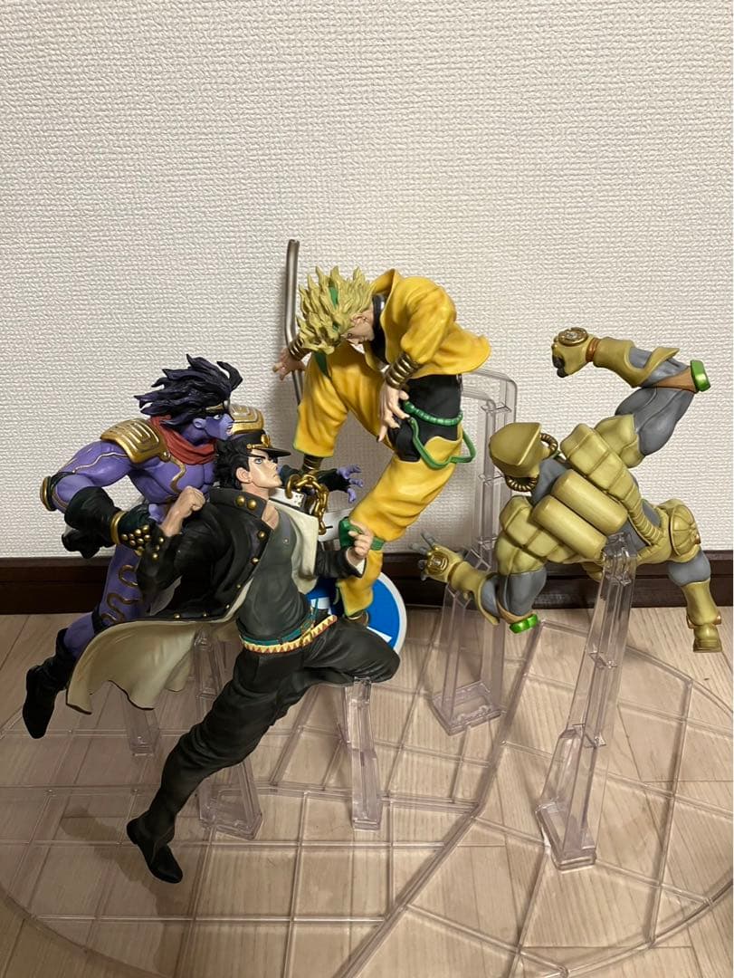 一番くじ　ジョジョ　フィギュア　コンプ　4体セット