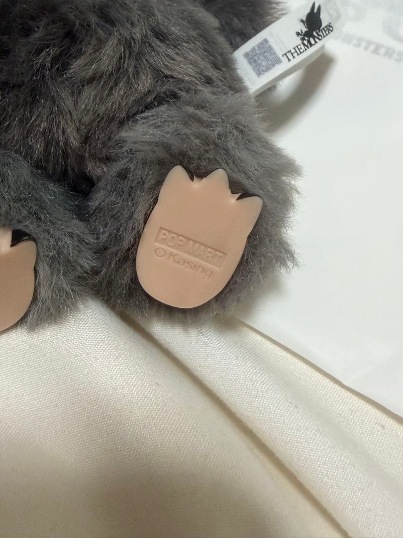 正規品　純正　POP MART Kasing エナジーラブブシークレット グレー