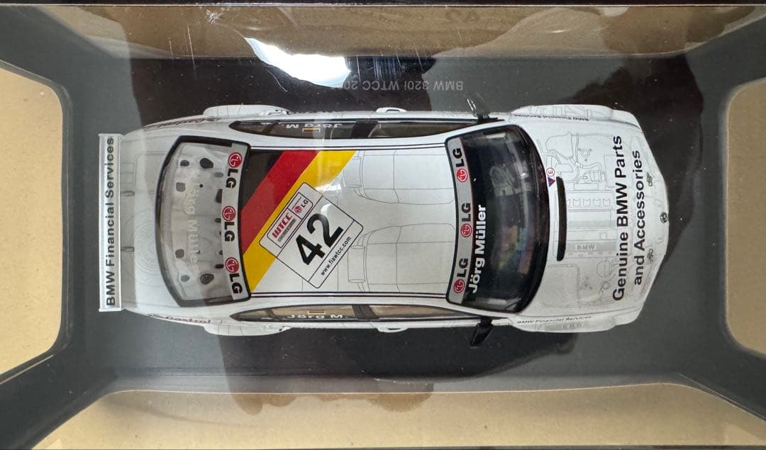 早い者勝ち　 WTCC E46320iレースカー42号車　 1/18