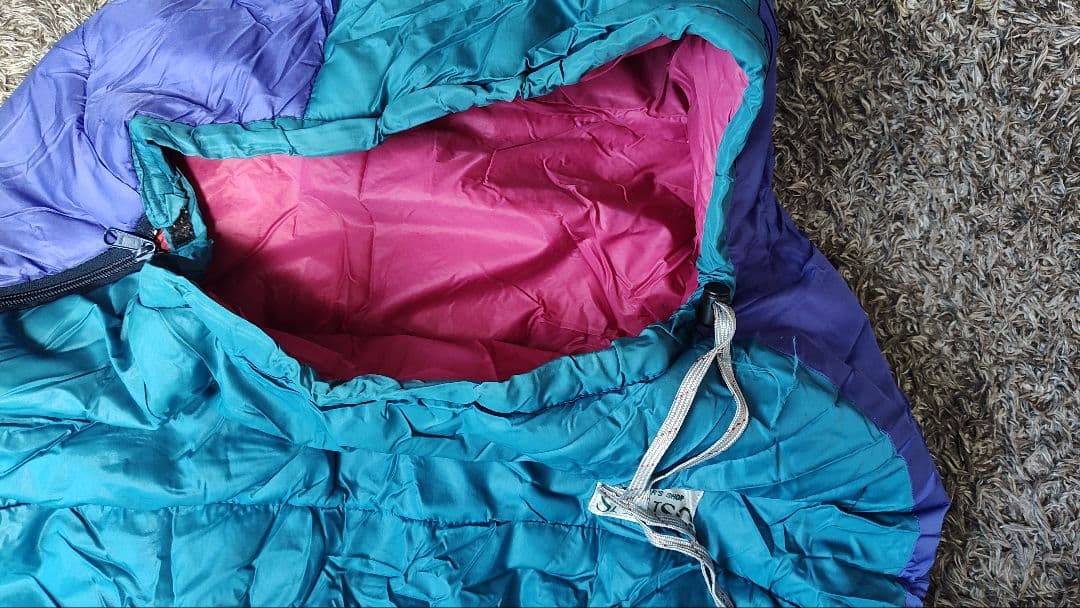 SANSO 寝袋 青・紫・ピンク