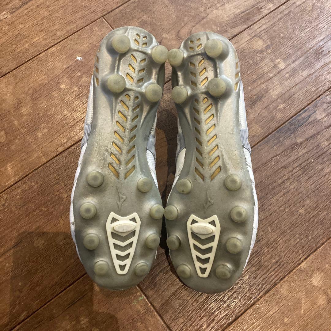 ミズノ　モレリア　ネオ3 β ジャパン　ホワイト　シルバー　23.5cm