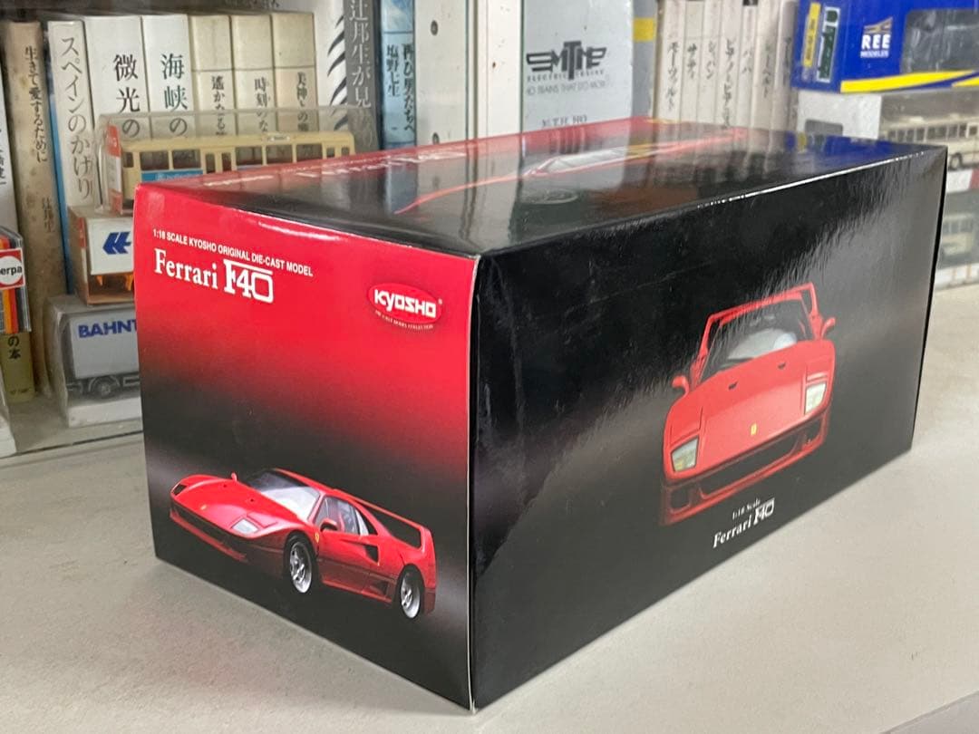 Kyosho 1/18 Ferrari F40 ダイキャスト製