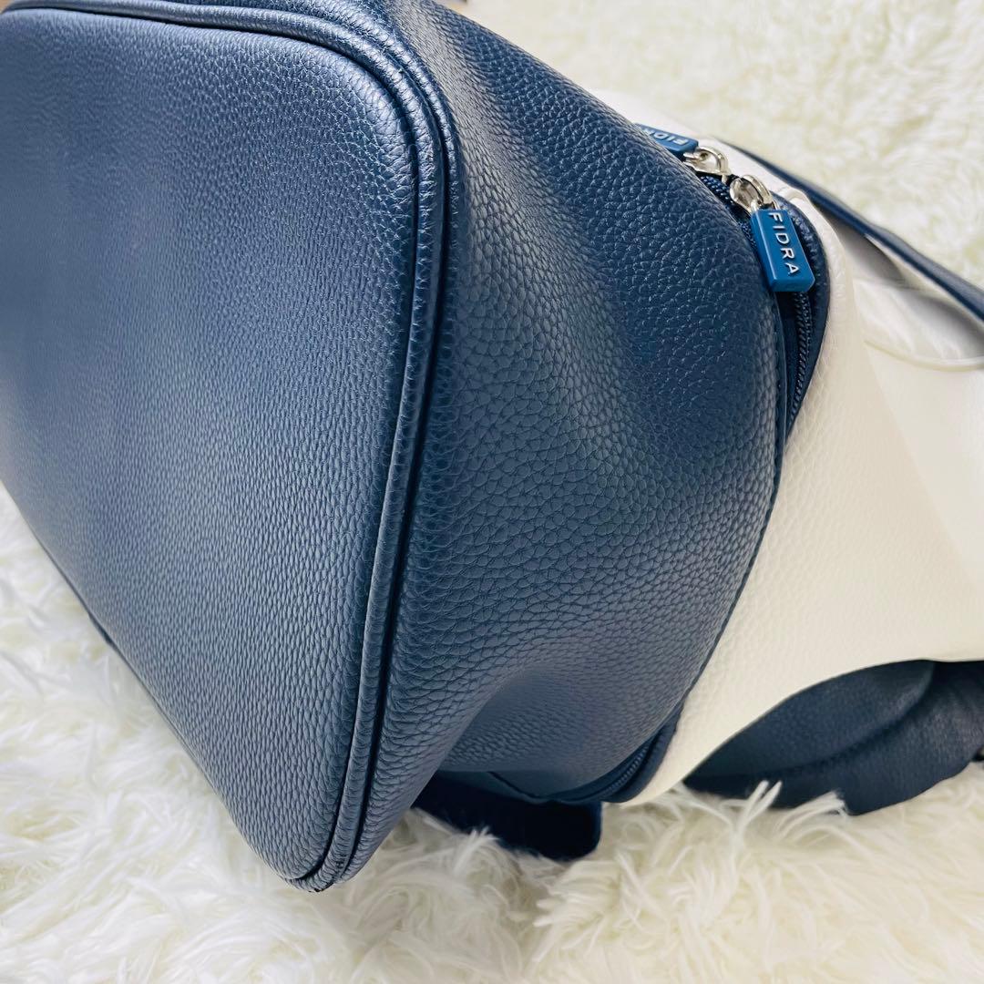 FIDRA フィドラ 3WAY トート リュック ショルダー 白ネイビー