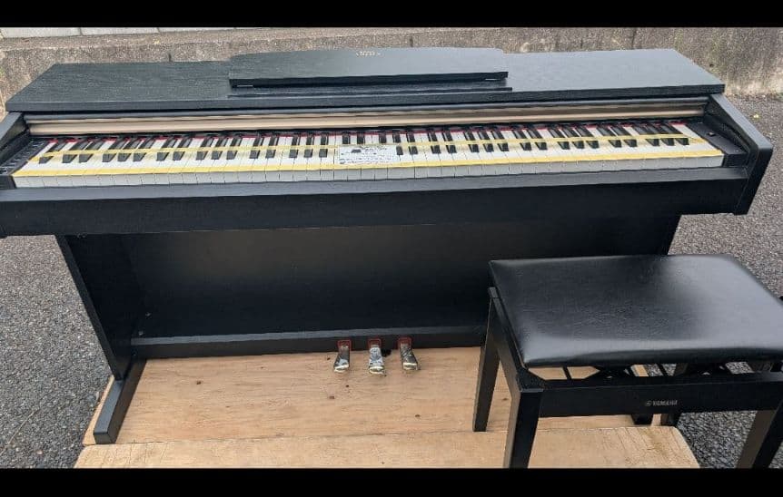 送料込み YAMAHA 電子ピアノ YDP-161R 2012年製 激激美品