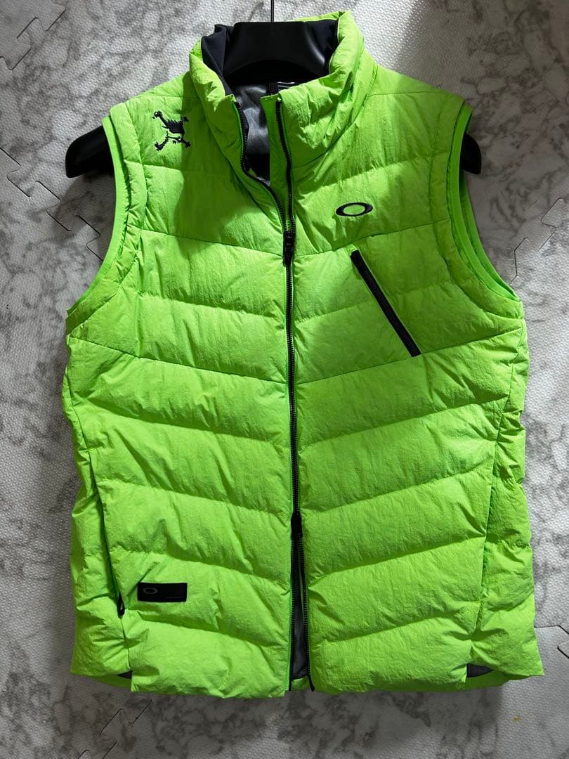 オークリー　L 2way ゴルフウェア　ダウンベスト