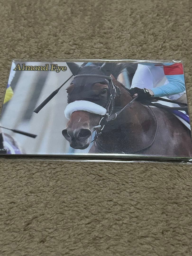 アーモンドアイ引退記念　特製純金プレートセット（限定100セット）　ルメール