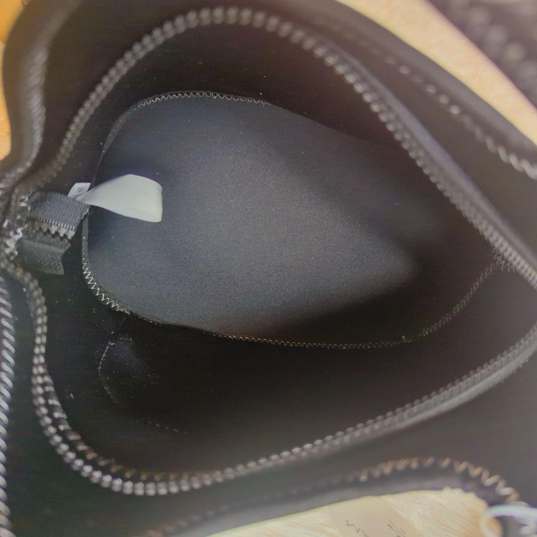 りょりょMARK & LONA PIERRE HERMÉのゴルフカート