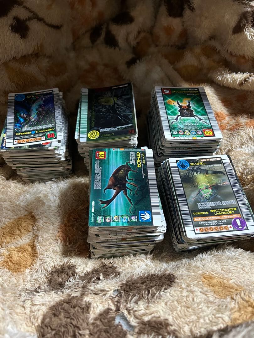 ムシキング 強さ100〜140 技カード(スーパー系もあり)キラカードも有り