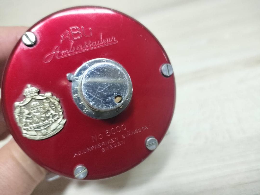 ABU GARCIA アブ アンバサダー 5000　4ネジビンテージリール　濃赤