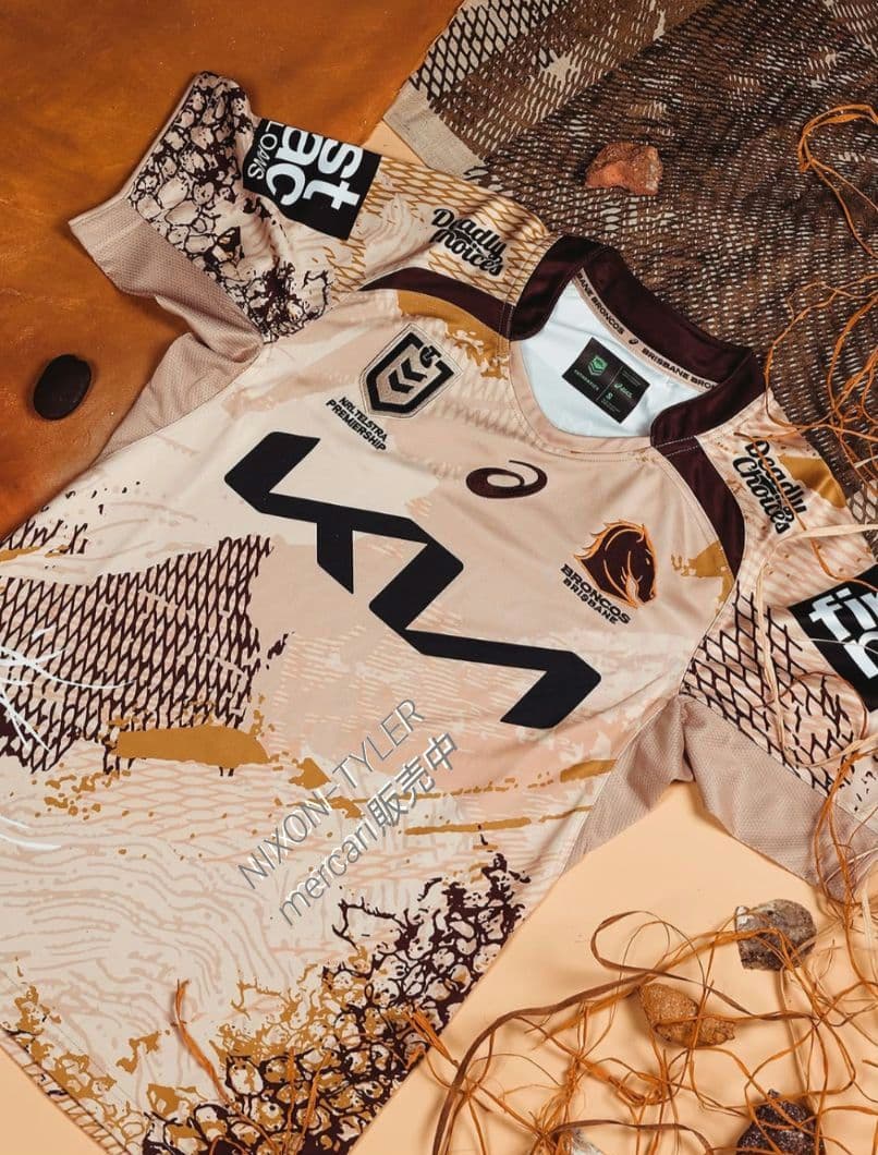 【海外Ｌサイズ】NRL ブリスベン・ブロンコス 2025インディジェナスジャージ