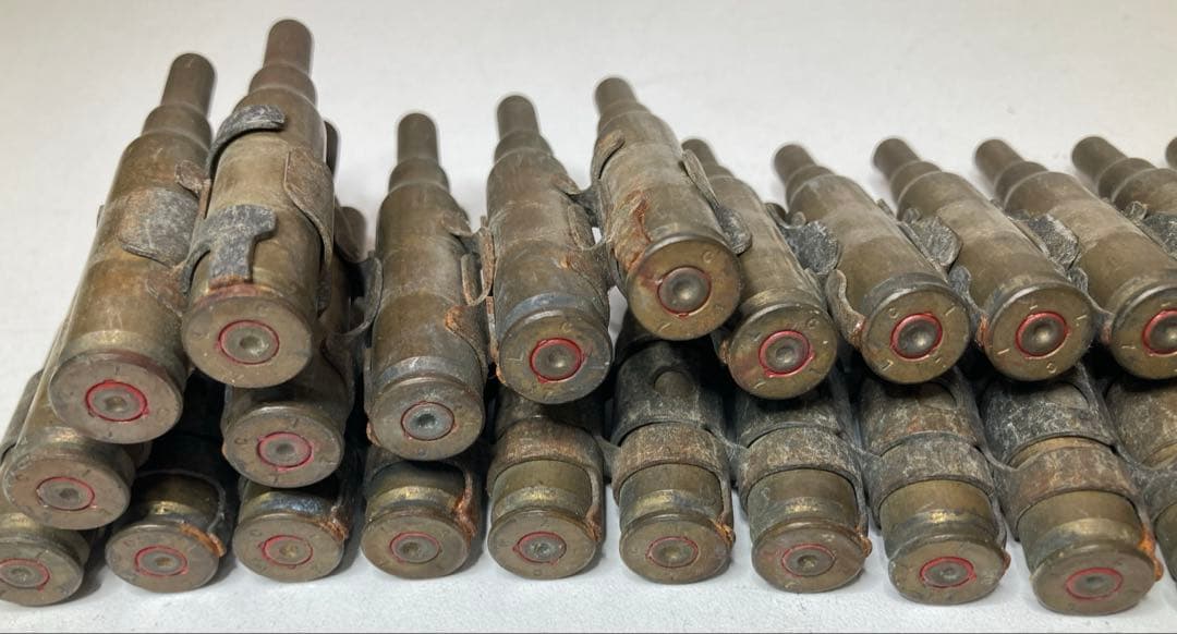 ヴィンテージ 銃弾 弾丸ベルト ミリタリー フルメタル