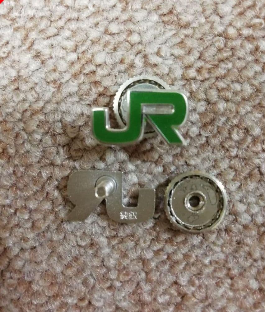 73JR 東日本 襟章 純銀 ネジタイプ 現行品