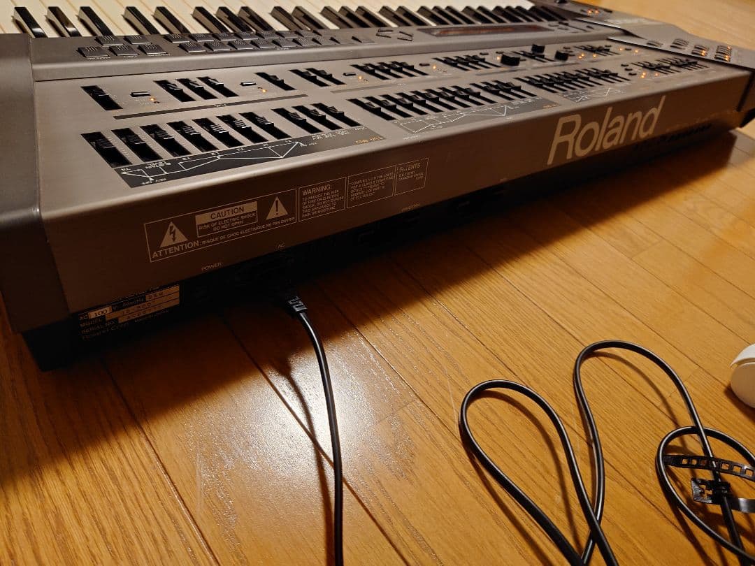 ローランド　JD-800