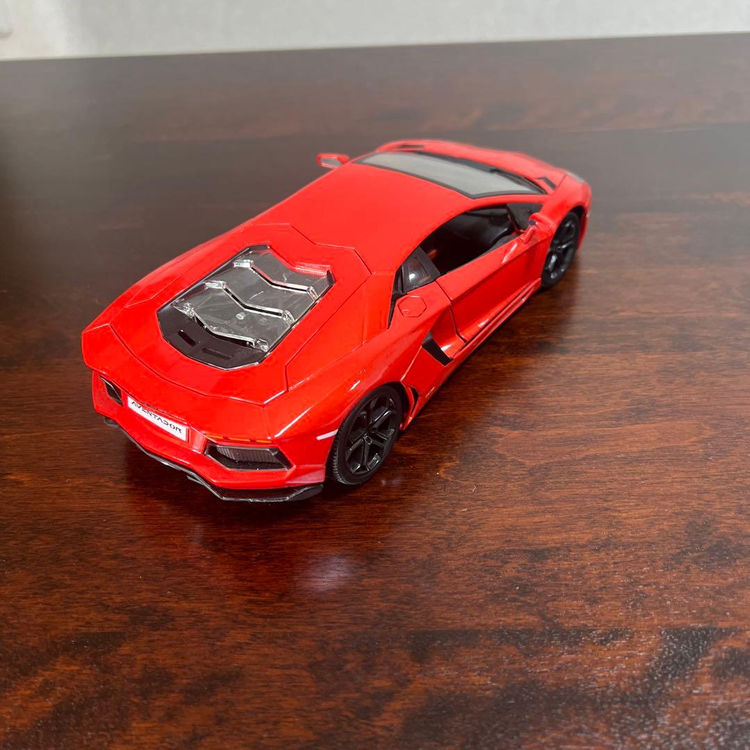 D*s様 ランボルギーニ　Aventador LP700-4 1/18サイズ　レ