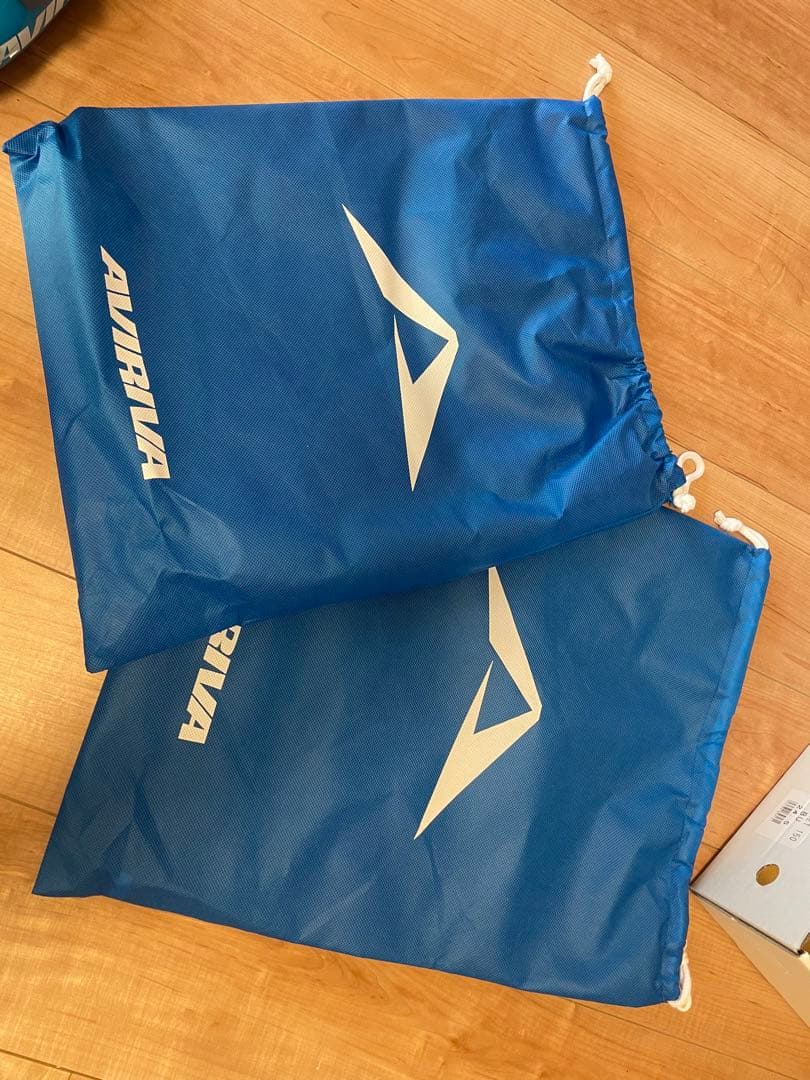 年末値下げアビリーバー　スキー用ブーツ 青/黒 収納袋付き　インソールなし