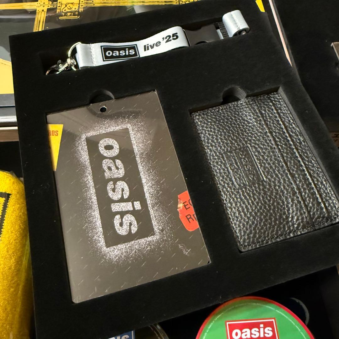oasis live ’25 VIP ボックス おまけ付 Box 2025グッズ