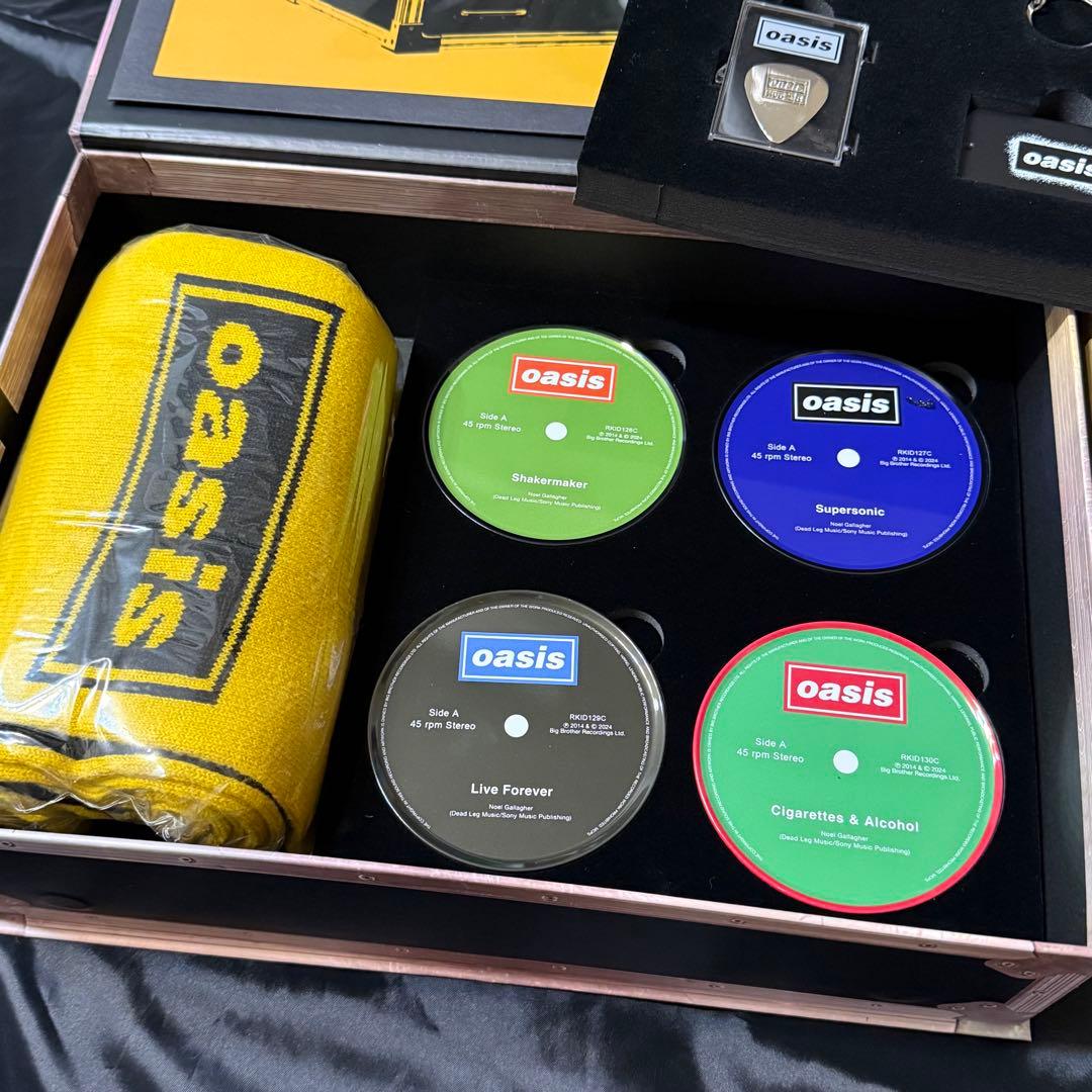 oasis live ’25 VIP ボックス おまけ付 Box 2025グッズ