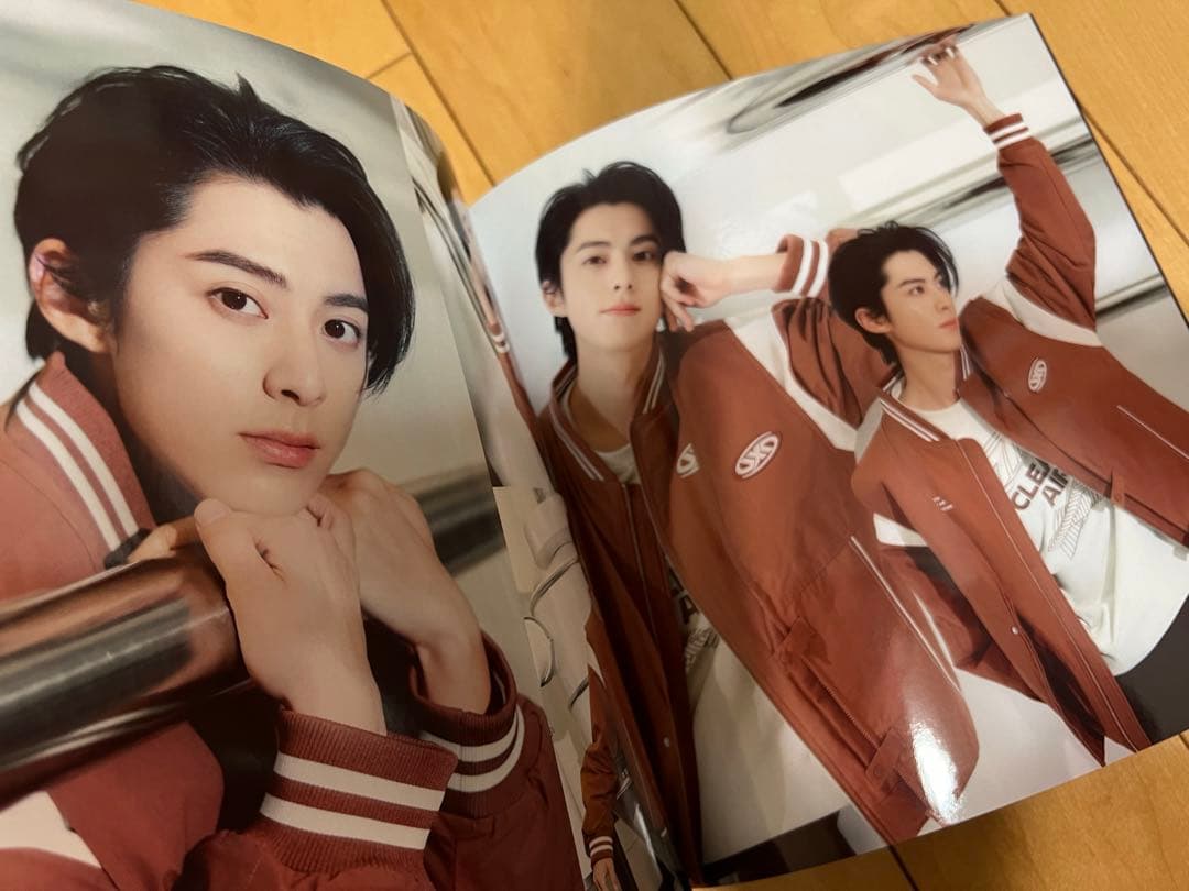 蒼蘭訣 王鶴棣　110枚写真入り個人写真集ワンホーディー写真集34p2023-2