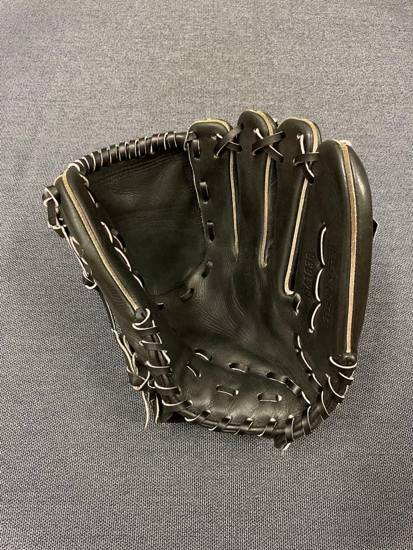 希少！　アンダーアーマー　野球 硬式グローブ 一般用　大人　右投げ　グラブ