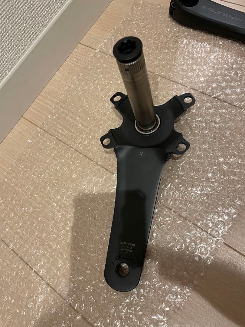 ULTEGRA クランクアーム ブラック　8100