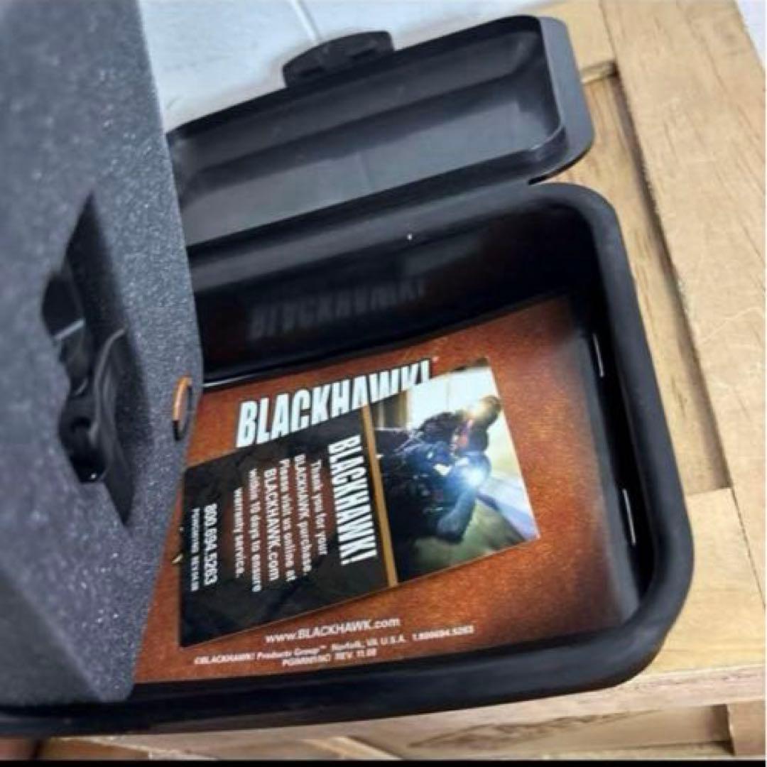 未使用品　米軍　USA製 BLACKHAWK XIPHOS NT ウェポンライト