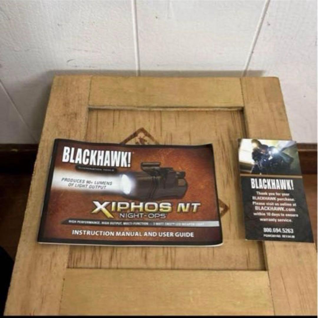 未使用品　米軍　USA製 BLACKHAWK XIPHOS NT ウェポンライト