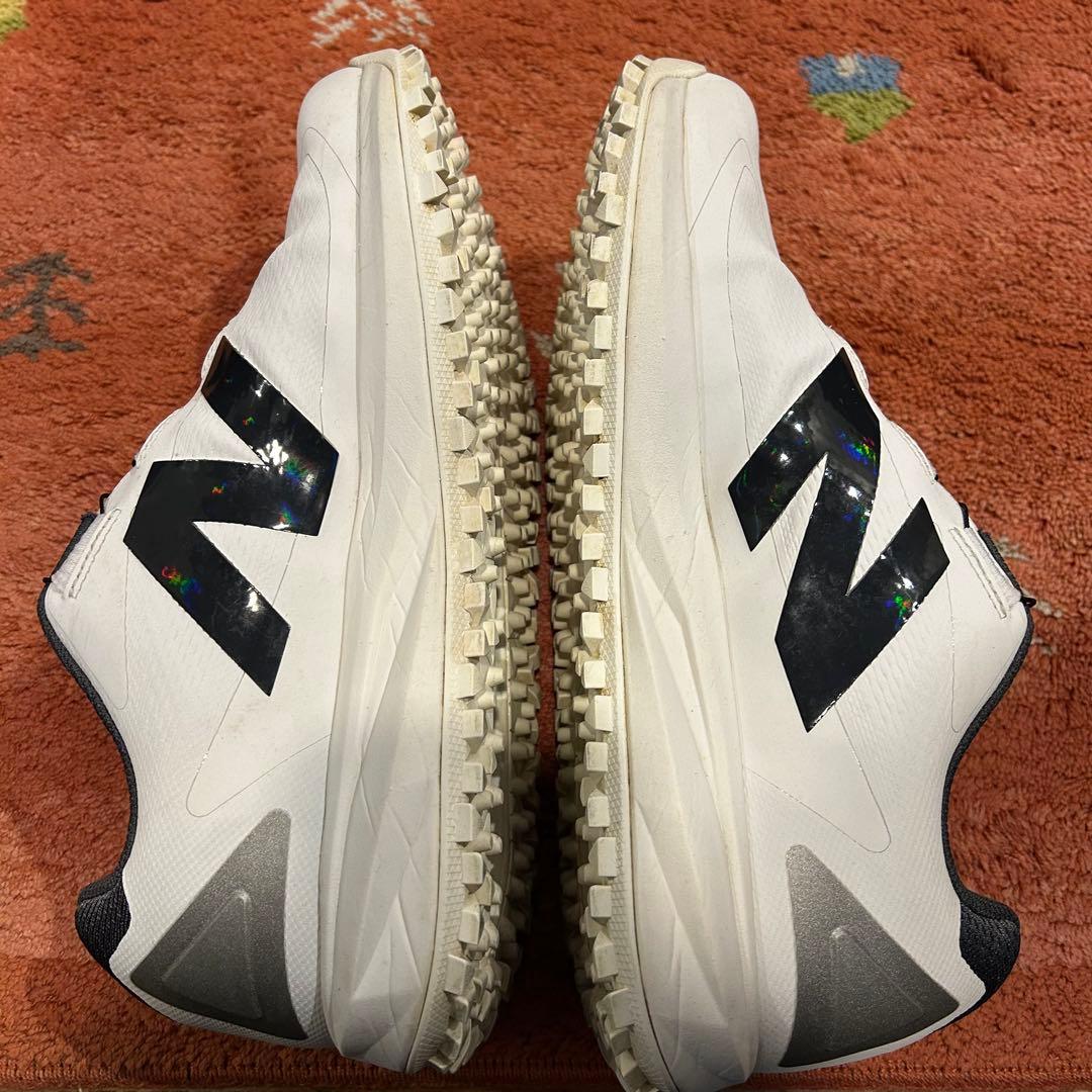 ※ちょこぼい ニューバランス FuelCell1001V5 27.5㎝