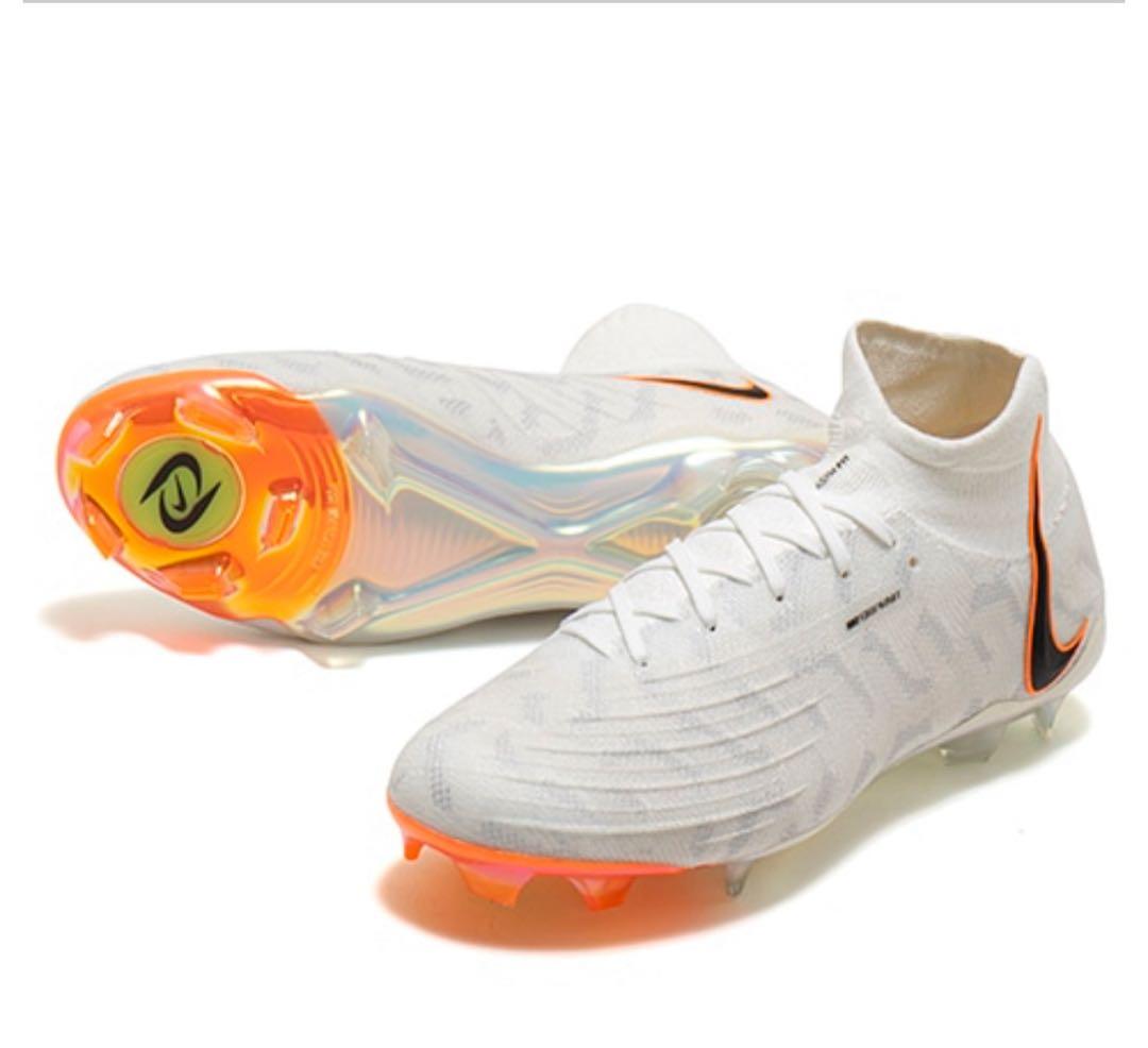 Nike サッカーシューズ ホワイト/オレンジ