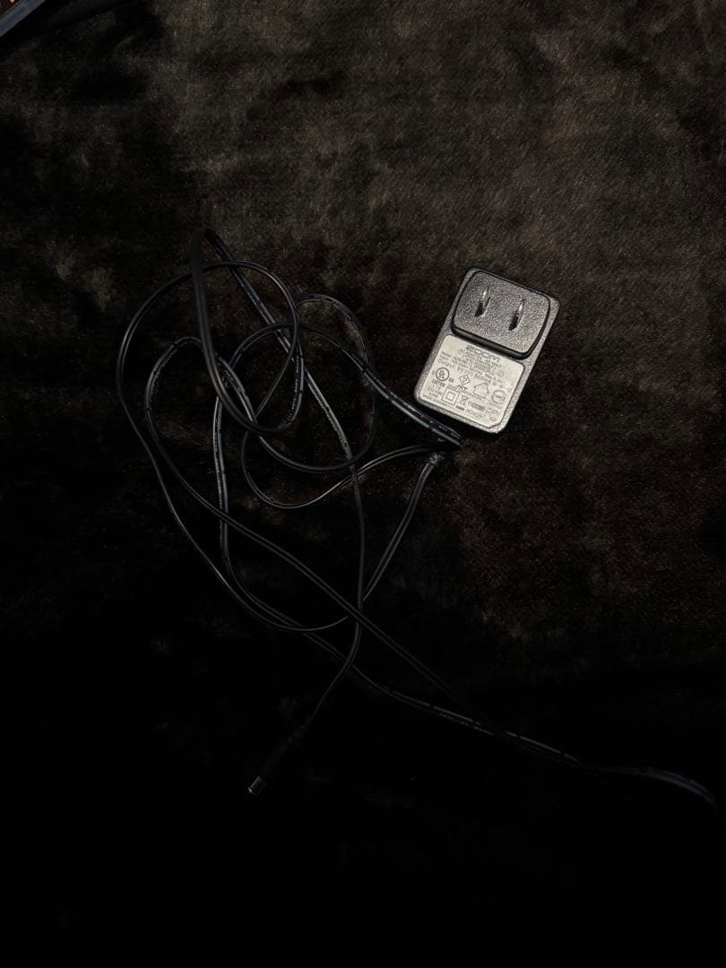 BOSS GT-1 （アダプター、教科書付き）