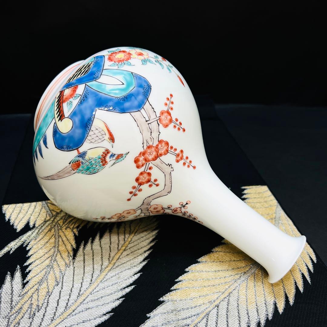 人間国宝　十二代柿右衛門作　赤絵の伝統岩に錦梅双鳳凰文　大花瓶　壺花器　本物保証