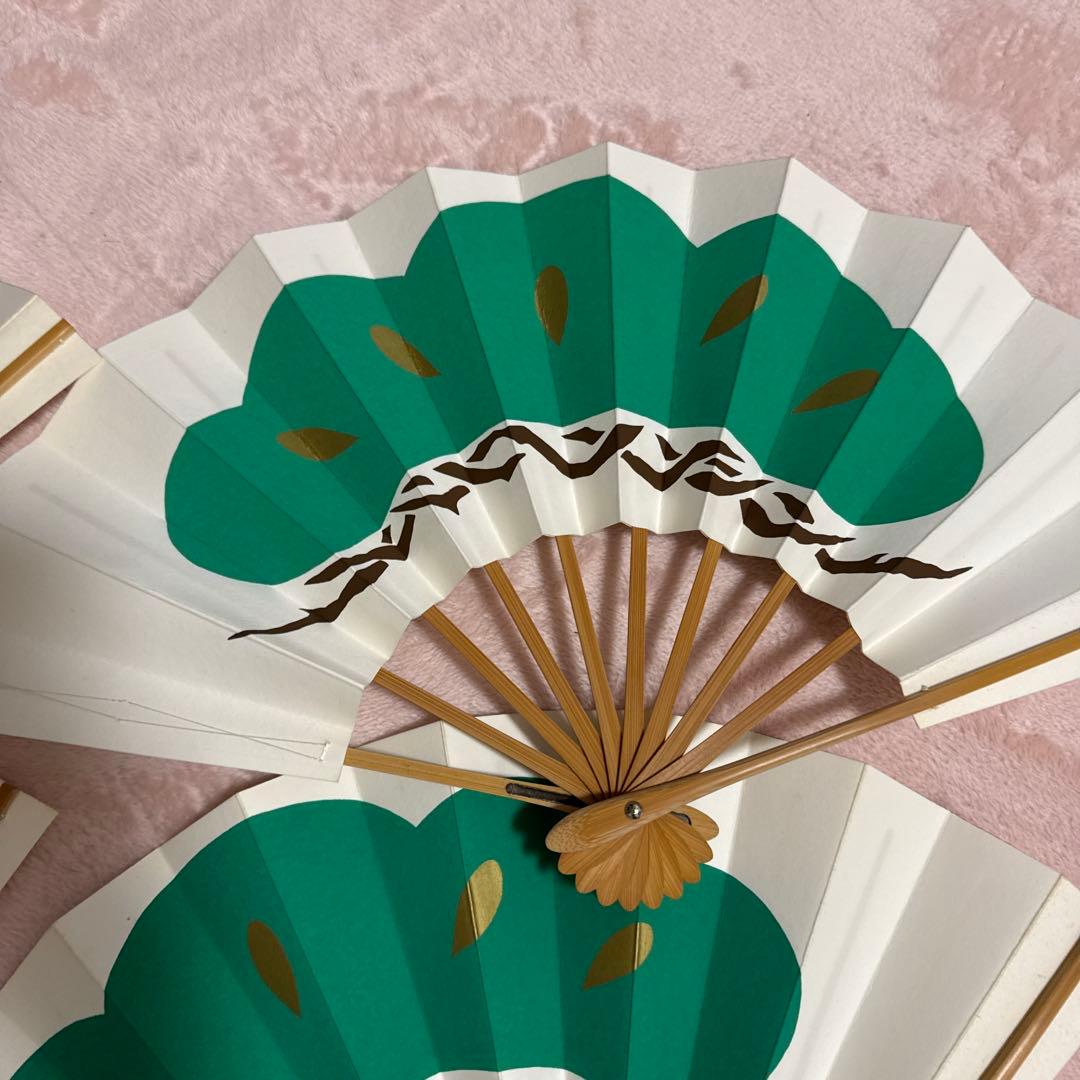 郷土芸能扇子 8本セット 緑と白　松づくし