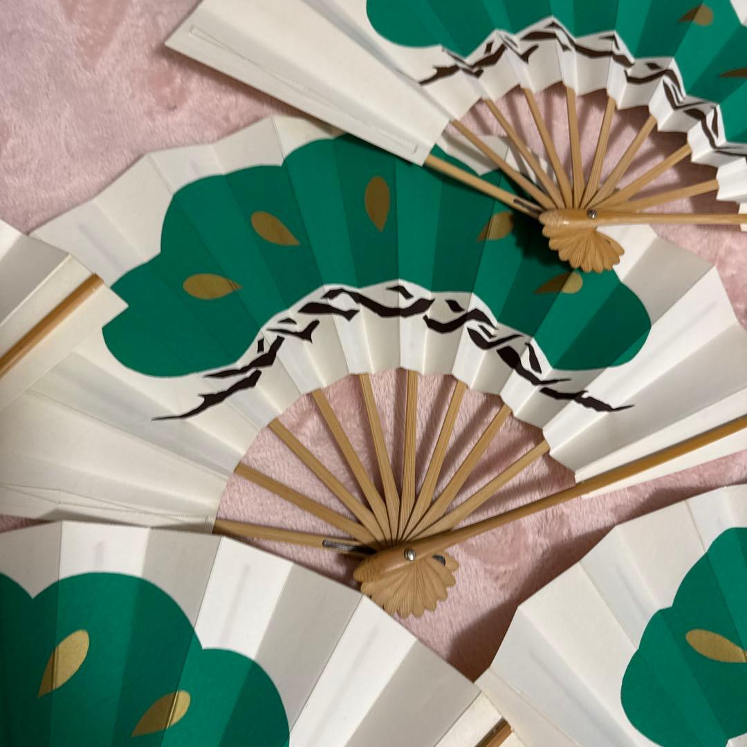 郷土芸能扇子 8本セット 緑と白　松づくし