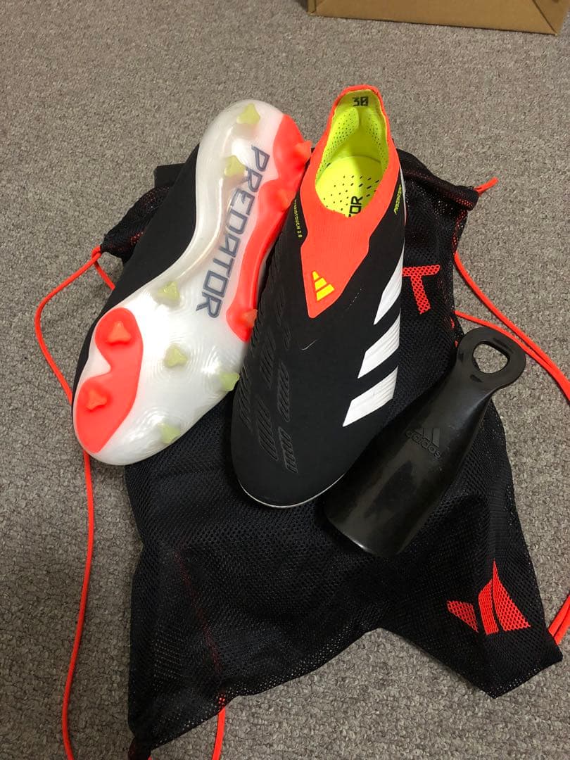 Adidas Predator サッカースパイク 24.5