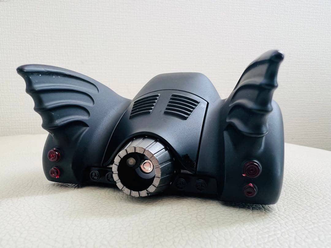 1:24 1989年映画版合金製バットモービル（新品.組立不要）