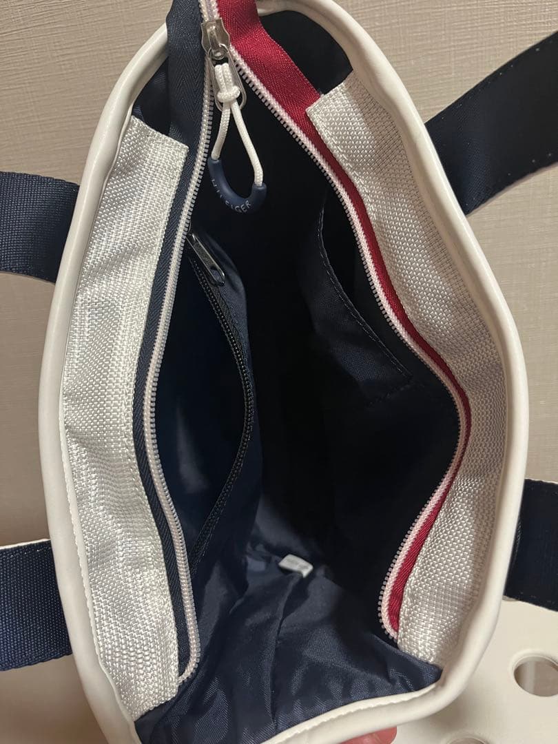 トミーヒルフィガー ラウンドバック 2025年モデル