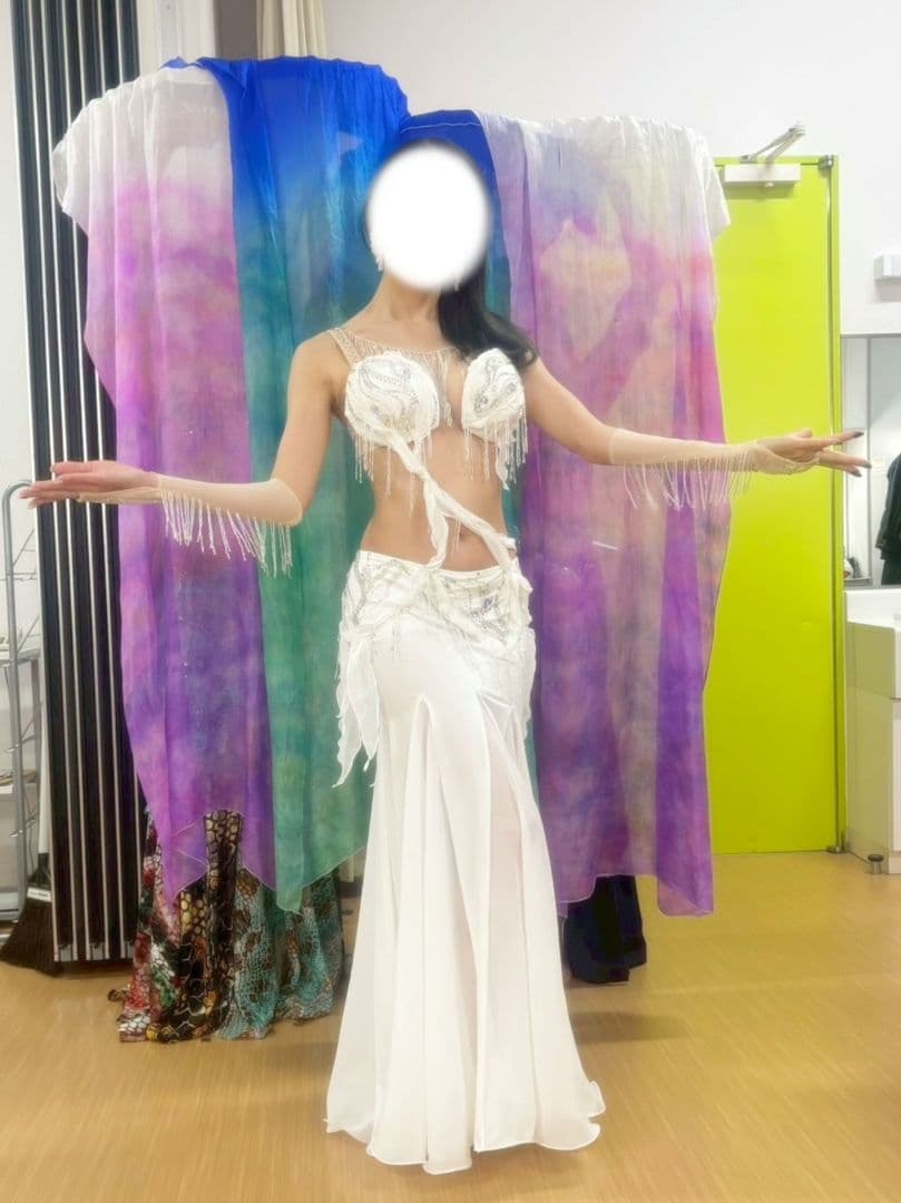 ベリーダンス衣装　ブラスカート一体型　ネックレス、アームセット