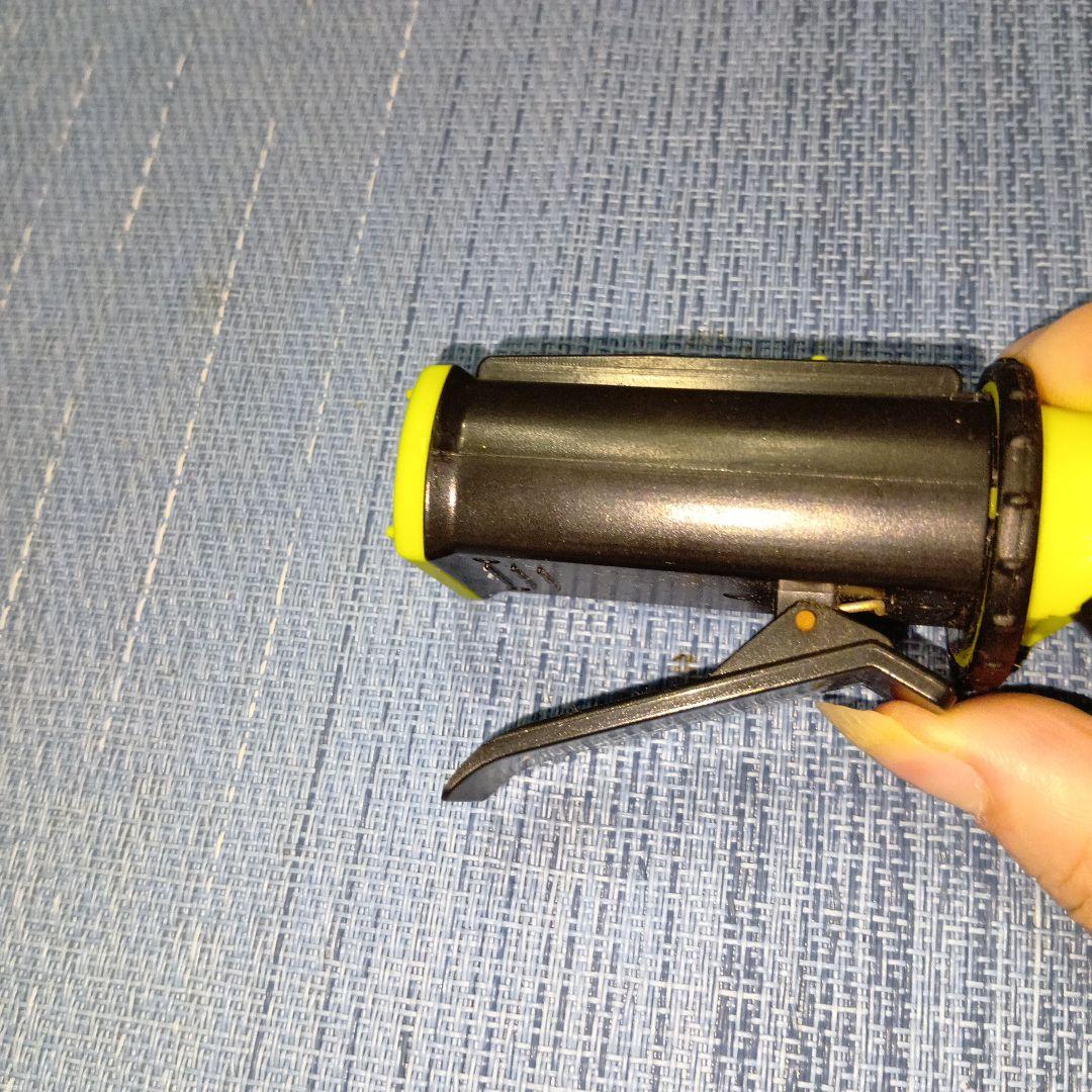 コンパクトハンディライト 黒と黄カラー