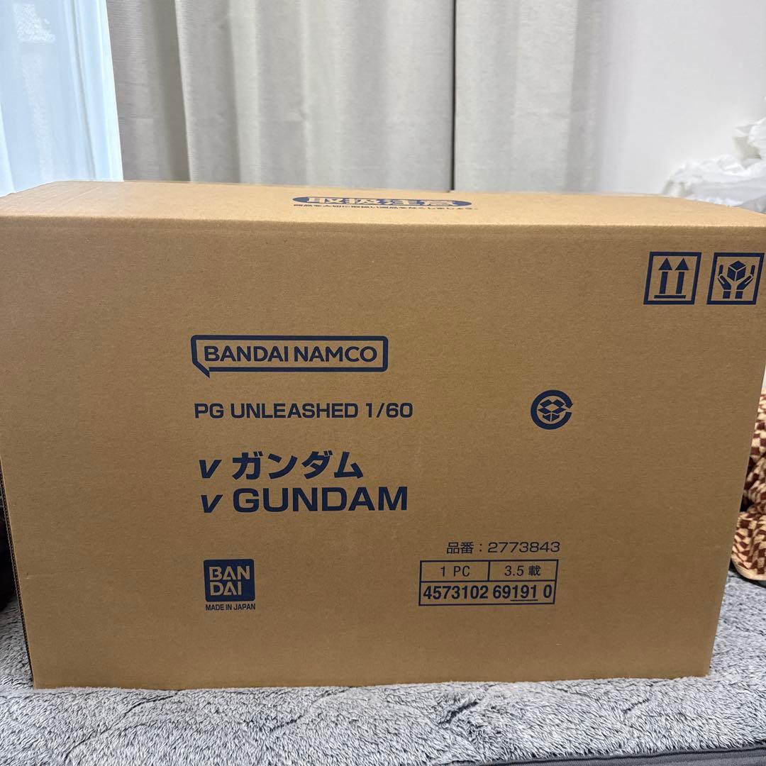 BANDAI PG UNLEASHED RX-93 1/60 νガンダム 新品