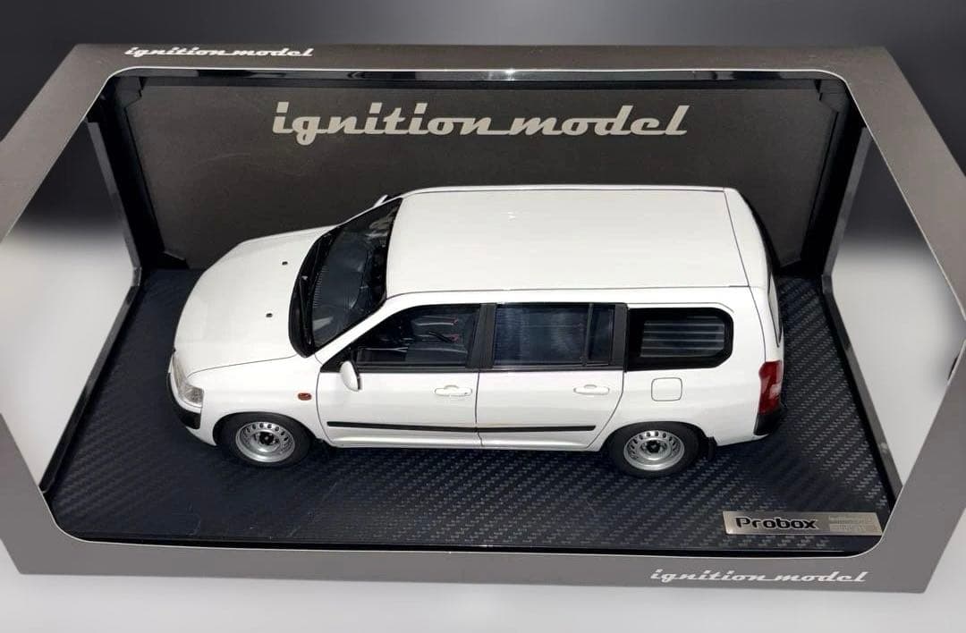 イグニションモデル Probox 1/18 プロボックス