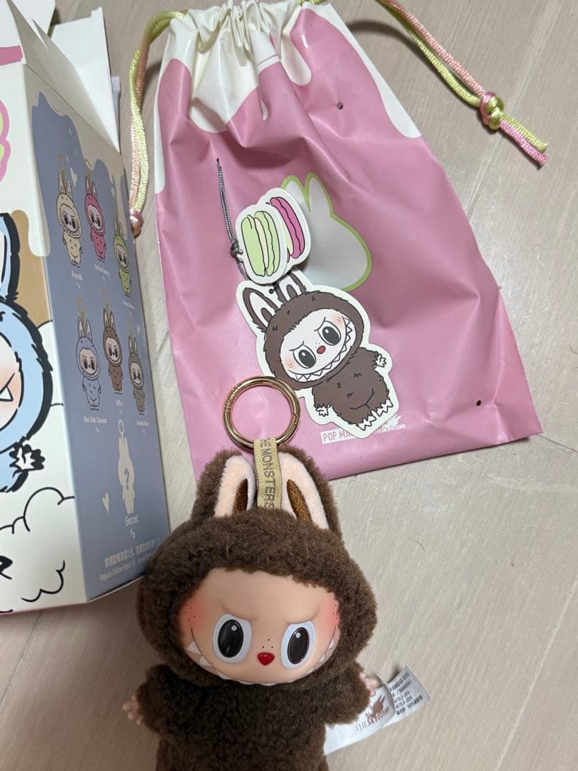 正規品 ラブブマカロン シークレット labubu chestnut cocoa