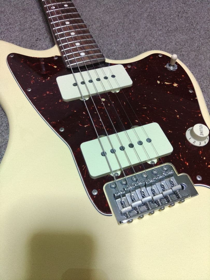 ギター FENDER American Performer Jazzmaster