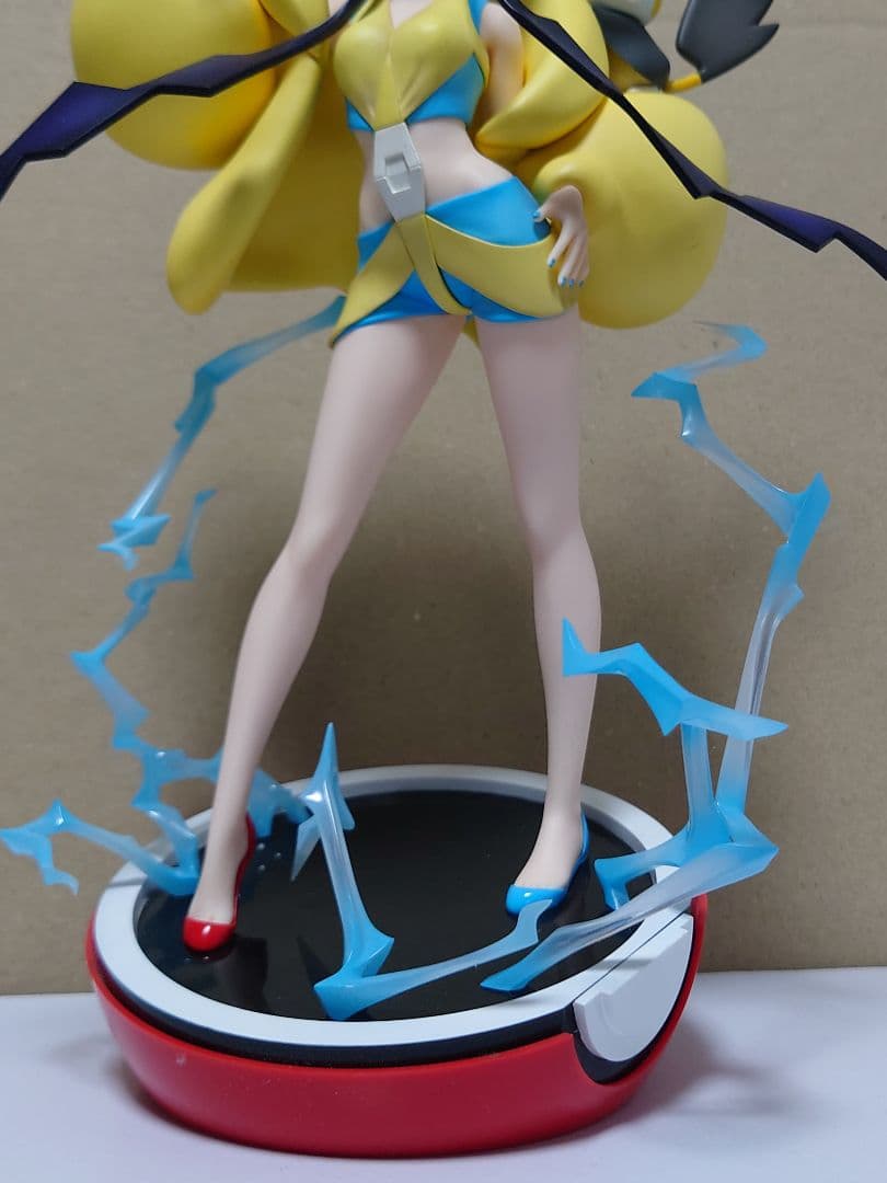 カミツレ & エモンガ KOTOBUKIYA フィギュア　ポケモンセンタ