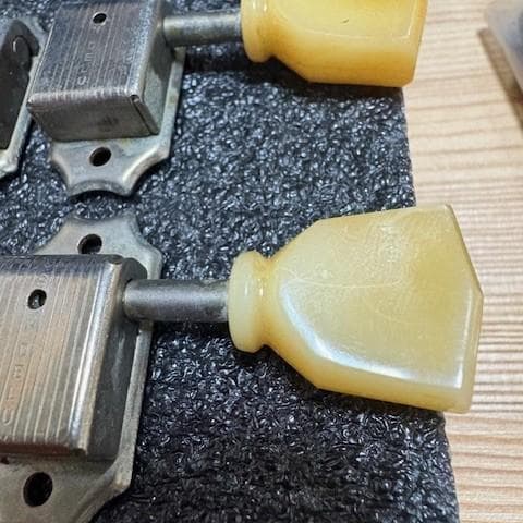 クルーソン 1コブ シングルライン エイジド KLUSON　ペグ　3連