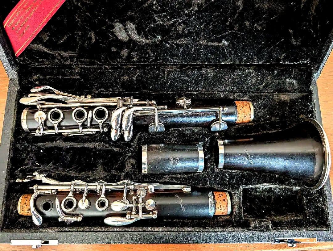 セルマー・シグネチャー(Bbクラリネット )