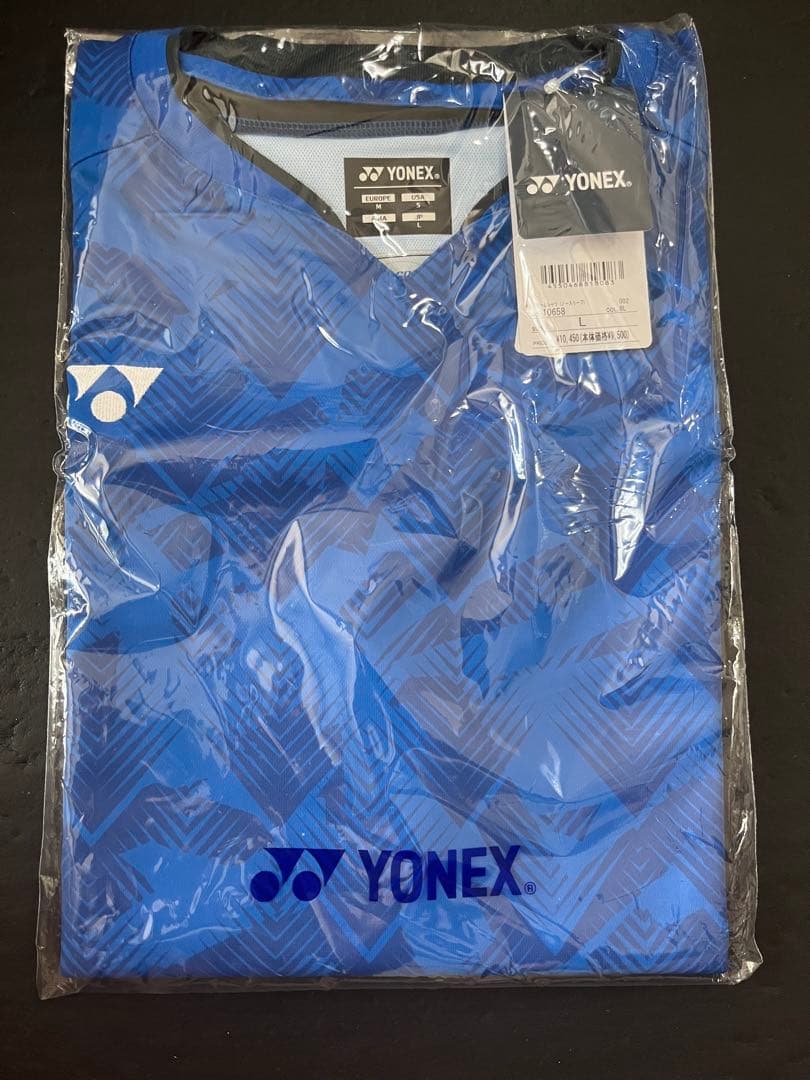 YONEX ノースリーブシャツ 青 新品