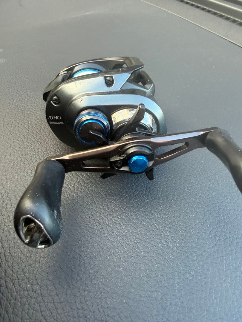 SHIMANO シマノ SLX MGL 70H 右ハンドル ベイトリール